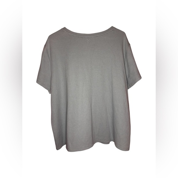Victoria's Secret Classic Gray Short Sleeve Tee - Picture 2 of 8